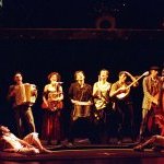 11.Photo du spectacle - "Mélanges (opéra plume)" Christian Lompech, Cirque Plume 2000